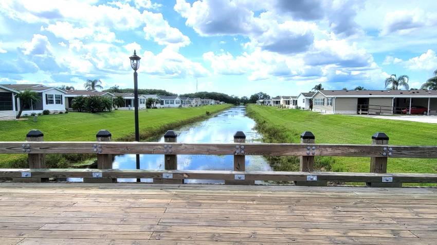 344 Siberian Cypress Circle a Winter Haven, FL Mobile or Manufactured Home for Sale